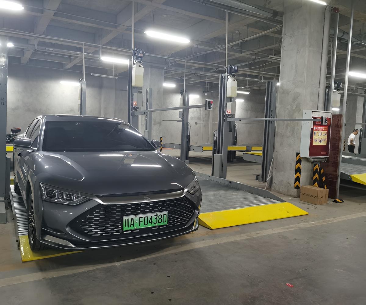 玉溪立體車庫八成新機(jī)械立體停車設(shè)備過規(guī)劃